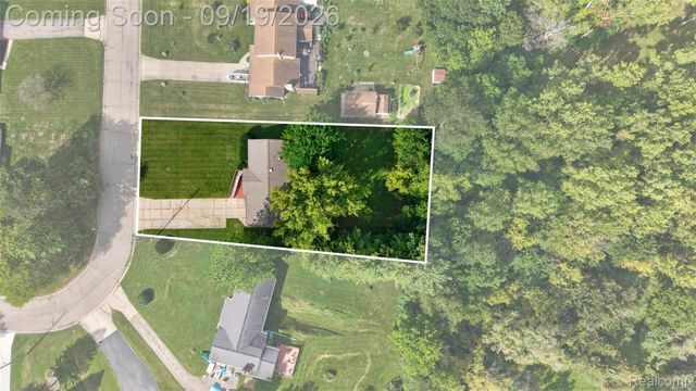 4064 Sheraton Drive, Flint Charter Township, MI 48532