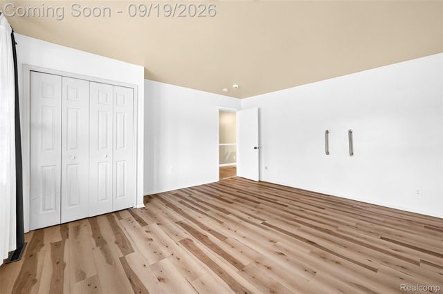 4064 Sheraton Drive, Flint Charter Township, MI 48532