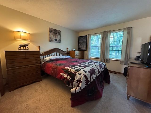 43 W Meadow Rd - Bldg 14 43, Haverhill, MA 01832