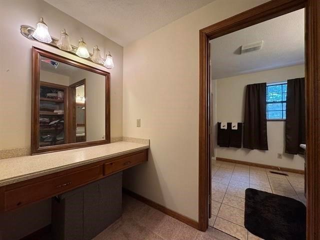 43 W Meadow Rd - Bldg 14 43, Haverhill, MA 01832