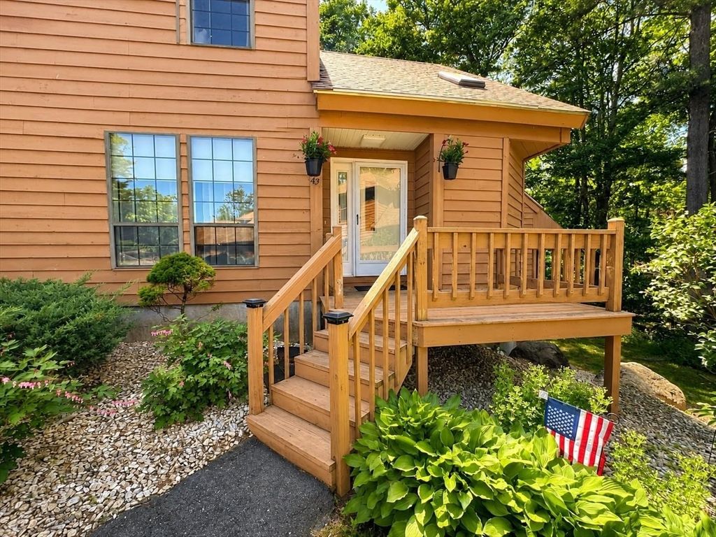 43 W Meadow Rd - Bldg 14 43, Haverhill, MA 01832