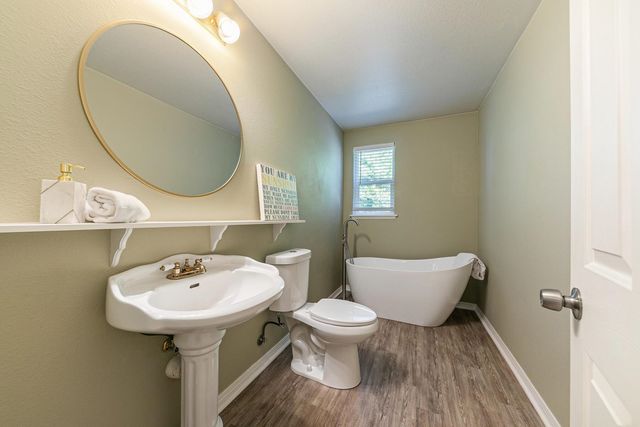 10880 Laurelwood Drive, Truckee, CA 96161