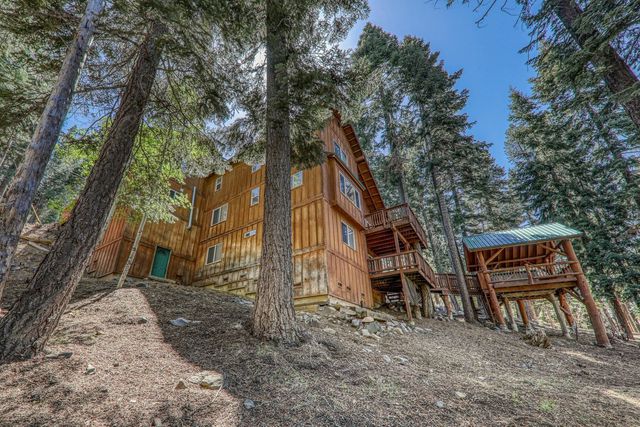 10880 Laurelwood Drive, Truckee, CA 96161