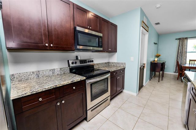3136 COUNTRY CLUB CIRCLE, Winter Haven, FL 33881
