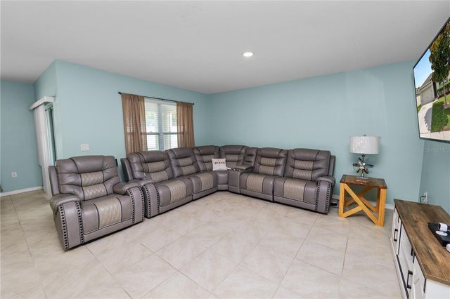 3136 COUNTRY CLUB CIRCLE, Winter Haven, FL 33881