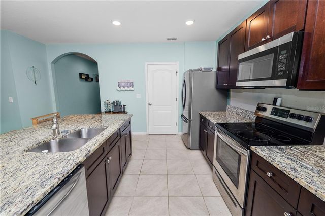 3136 COUNTRY CLUB CIRCLE, Winter Haven, FL 33881