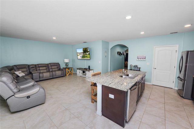 3136 COUNTRY CLUB CIRCLE, Winter Haven, FL 33881