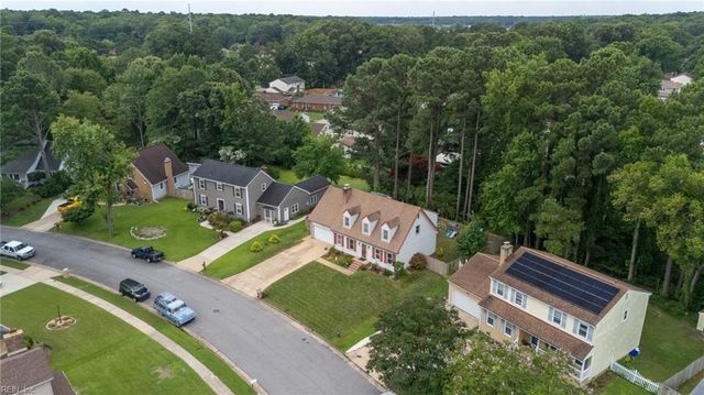 5369 Bagpipers LN, Virginia Beach, VA 23464