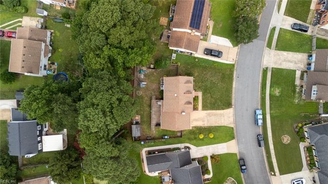 5369 Bagpipers LN, Virginia Beach, VA 23464