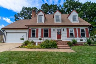5369 Bagpipers LN, Virginia Beach, VA 23464
