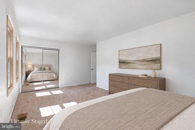 5872 KARA PL, Burke, VA 22015