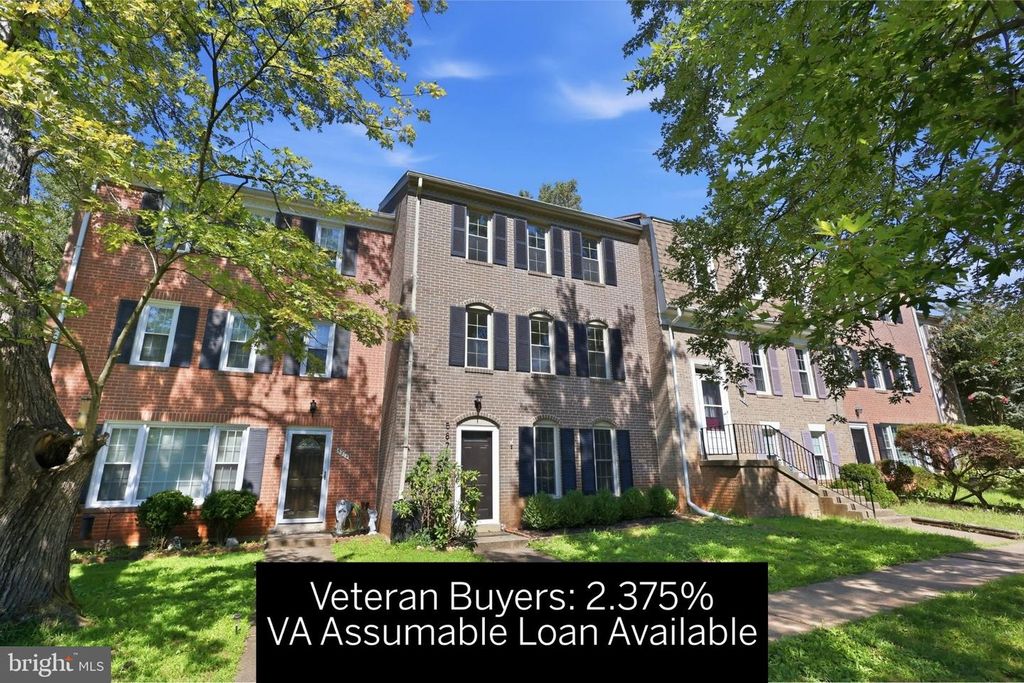 5872 KARA PL, Burke, VA 22015
