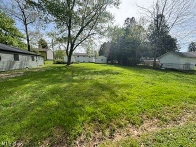 3185 Willowedge Drive, Coventry, OH 44319