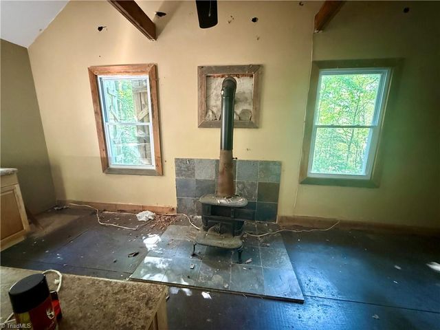 900 Smokey Mtn Trail, North Wilkesboro, NC 28659