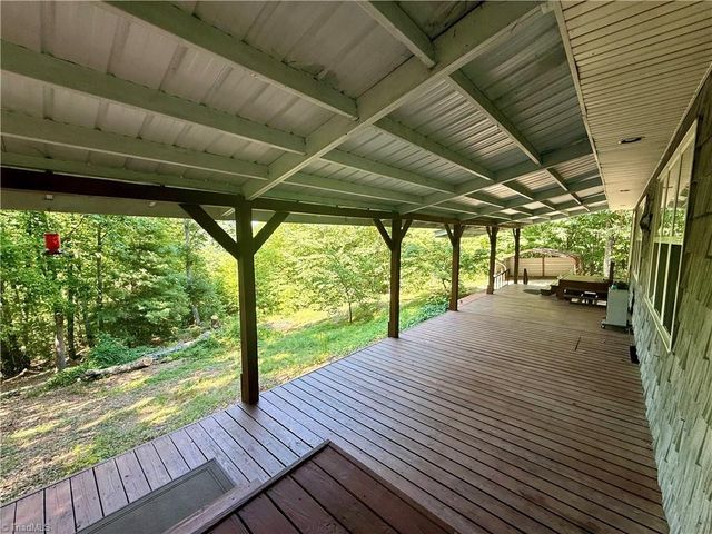 900 Smokey Mtn Trail, North Wilkesboro, NC 28659