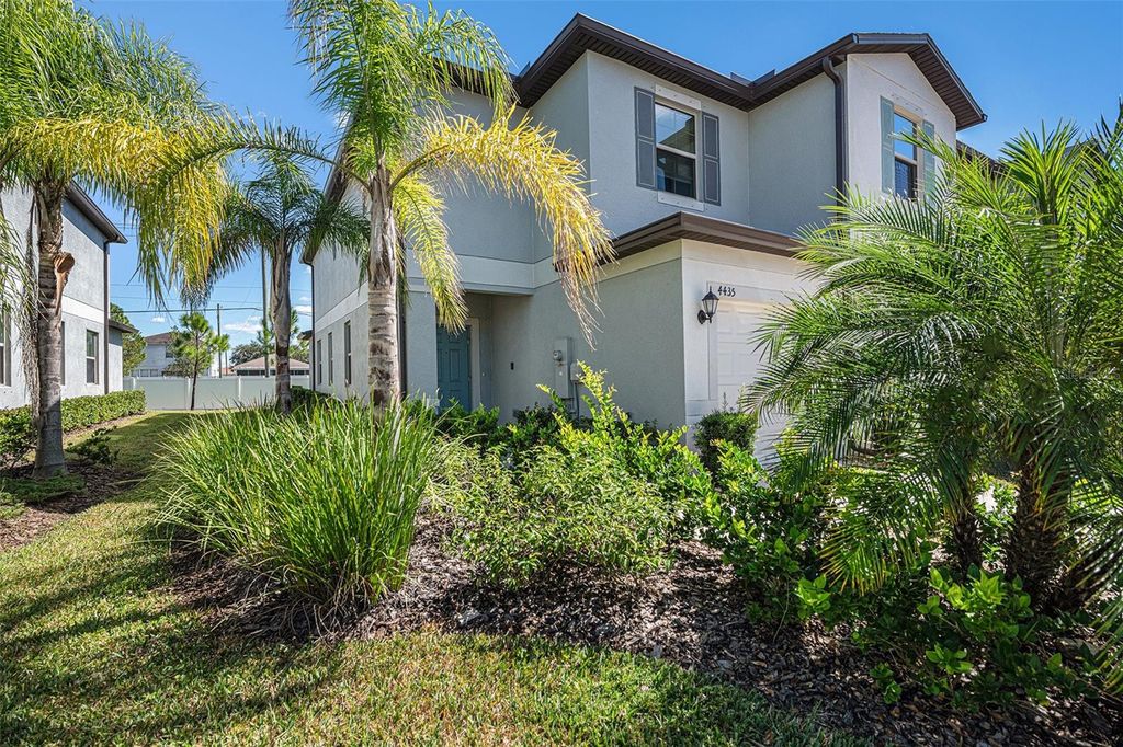 4435 GLOBE THISTLE DRIVE, Tampa, FL 33619