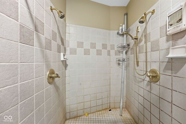 62 Scarborough Court, Lafayette, IN 47905