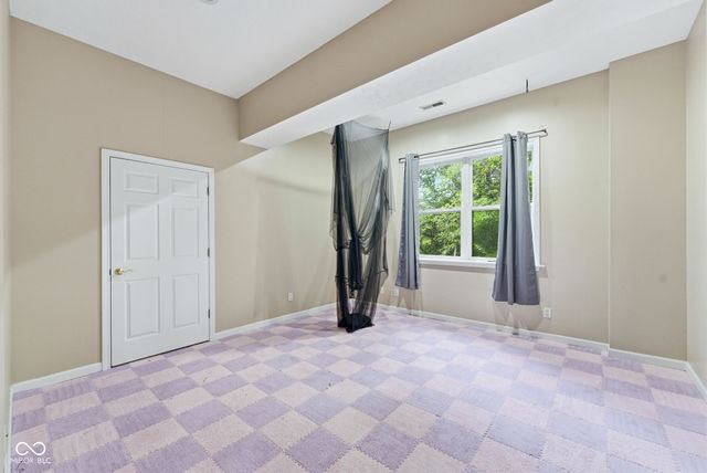62 Scarborough Court, Lafayette, IN 47905