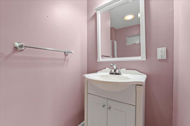 46351 W Main Street, Northville Twp, MI 48167