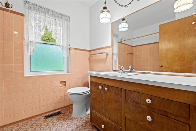 46351 W Main Street, Northville Twp, MI 48167