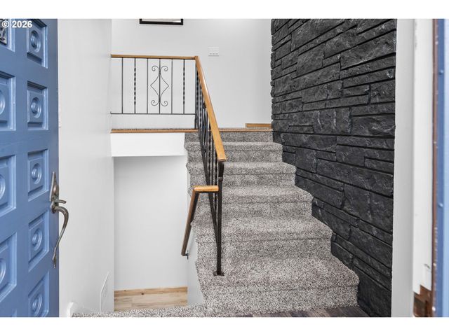 91614 George Hill Rd, Astoria, OR 97103