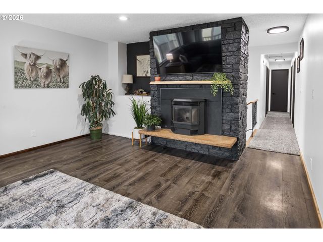 91614 George Hill Rd, Astoria, OR 97103