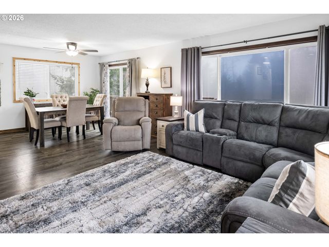 91614 George Hill Rd, Astoria, OR 97103