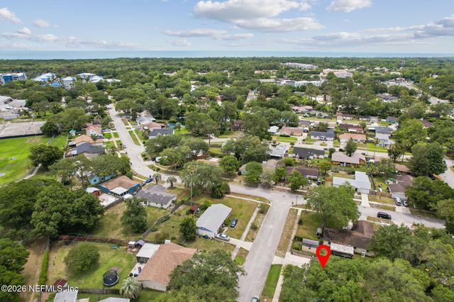 2638 STERN Drive N, Jacksonville, FL 32233