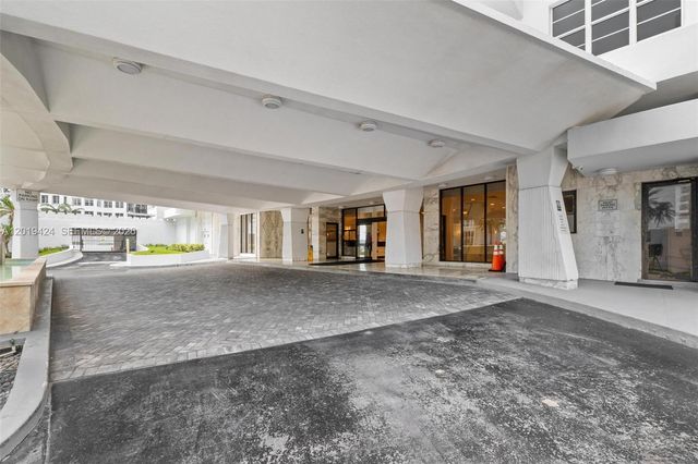 5700 Collins Ave 7J, Miami Beach, FL 33140