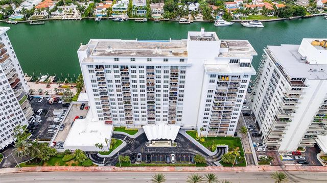 5700 Collins Ave 7J, Miami Beach, FL 33140