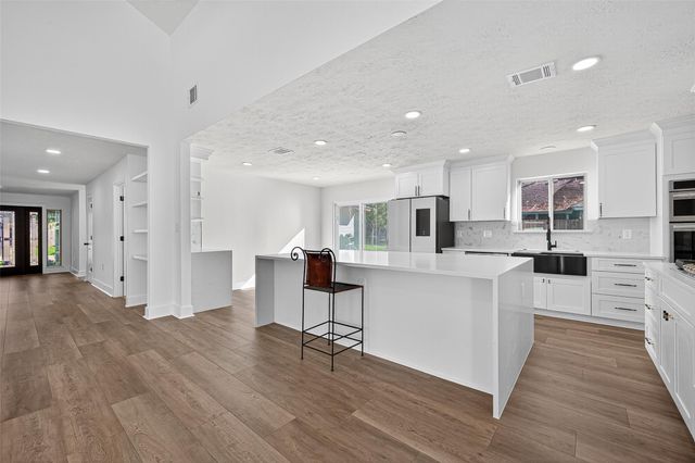 3006 Golden Hills Lane, Missouri City, TX 77459