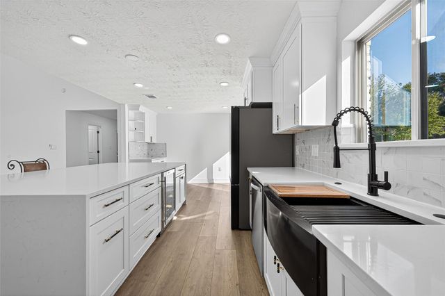 3006 Golden Hills Lane, Missouri City, TX 77459