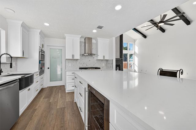 3006 Golden Hills Lane, Missouri City, TX 77459