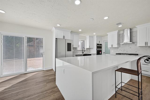 3006 Golden Hills Lane, Missouri City, TX 77459