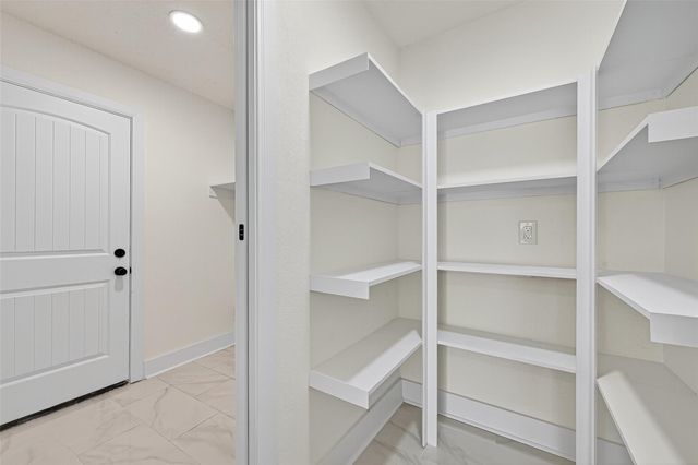 3006 Golden Hills Lane, Missouri City, TX 77459