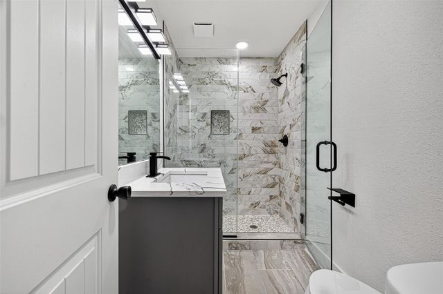 3006 Golden Hills Lane, Missouri City, TX 77459