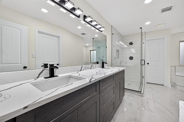 3006 Golden Hills Lane, Missouri City, TX 77459