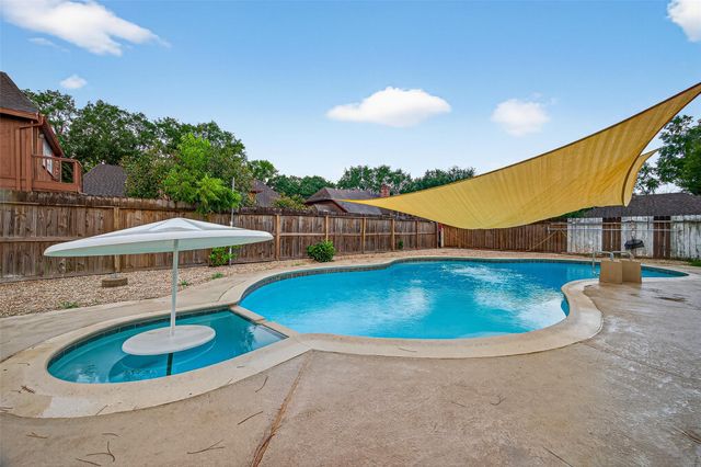 3006 Golden Hills Lane, Missouri City, TX 77459