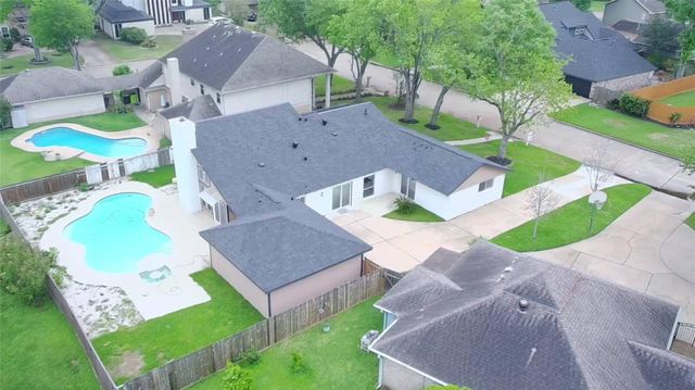 3006 Golden Hills Lane, Missouri City, TX 77459