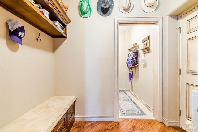 1205 S Mill Point Circle, Manhattan, KS 66503