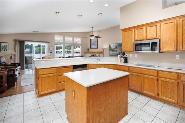 3417 Thornhill Dr, El Dorado Hills, CA 95762