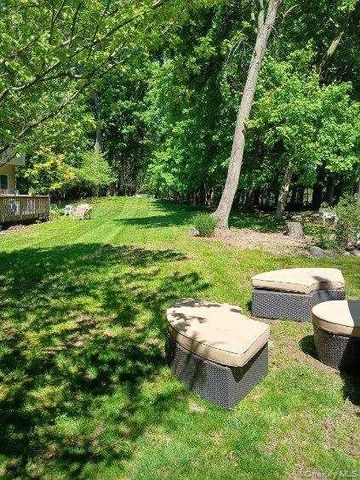 92 Scotland Hill Road, Chestnut Ridge, NY 10977