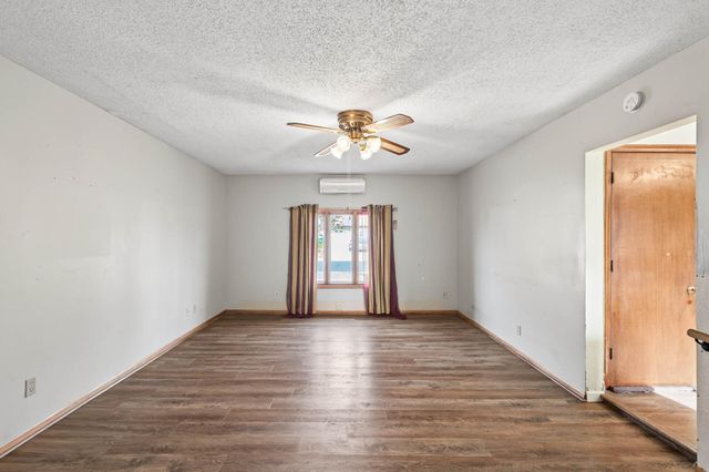 2014 Carnelian Lane, Eagan, MN 55122