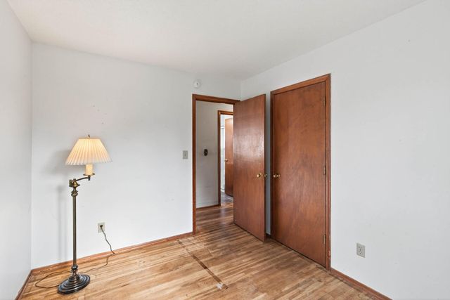 2014 Carnelian Lane, Eagan, MN 55122