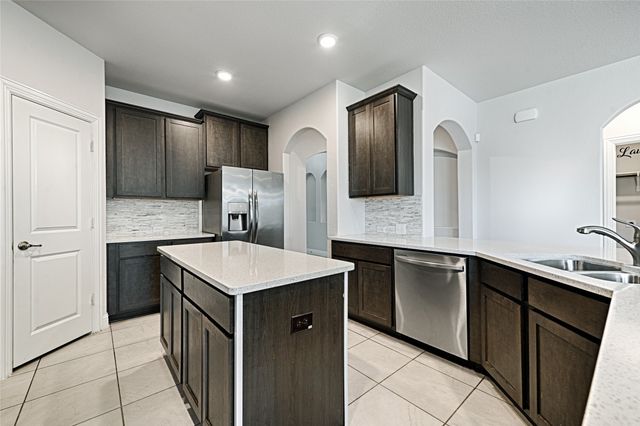 10800 Cobalt Drive, Aubrey, TX 76227