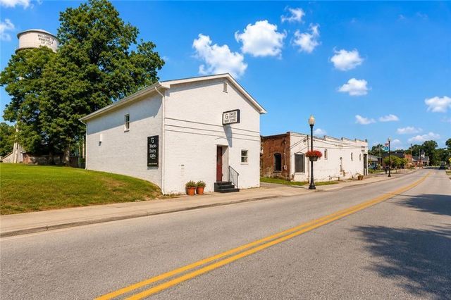 160 Loyd Road, Mansfield, GA 30055