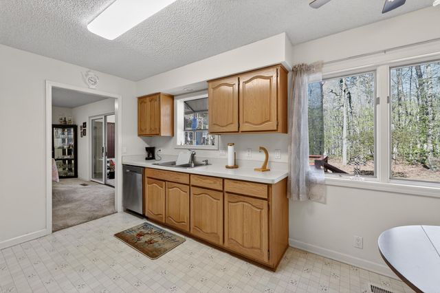 39 Huesca Way, Hot Springs Village, AR 71909