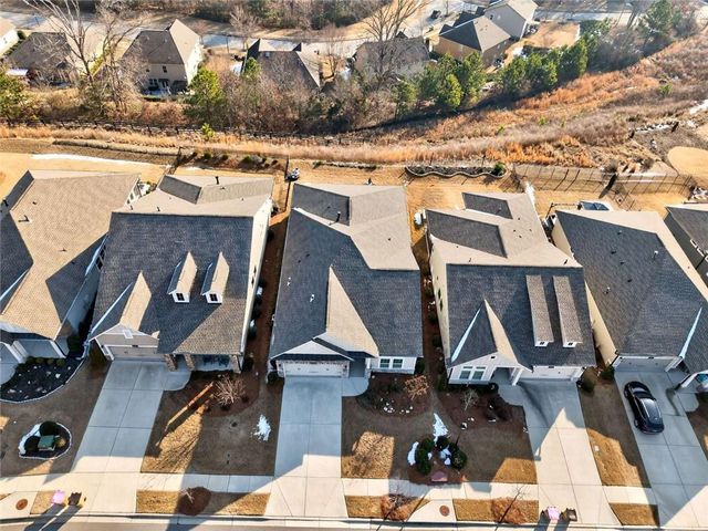 6869 River Rock Drive, Flowery Branch, GA 30542