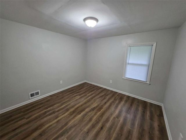 1214 S Broad Street, Monroe, GA 30655
