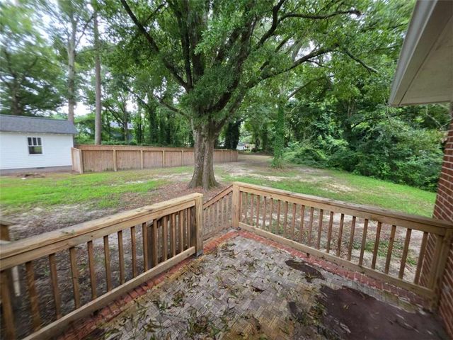 1214 S Broad Street, Monroe, GA 30655